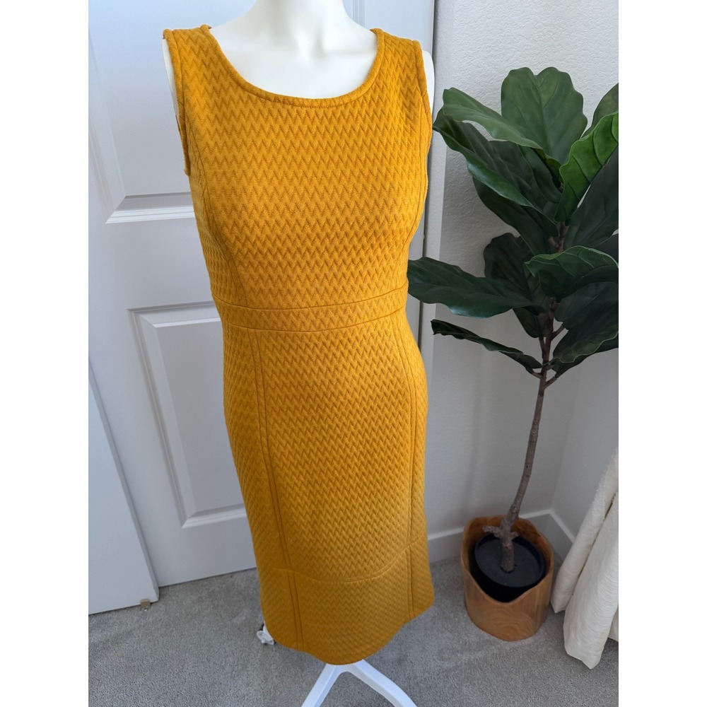 Tabitha Anthropologie Mustard Yellow Quilted Chevron Sheath Dress Womens 4